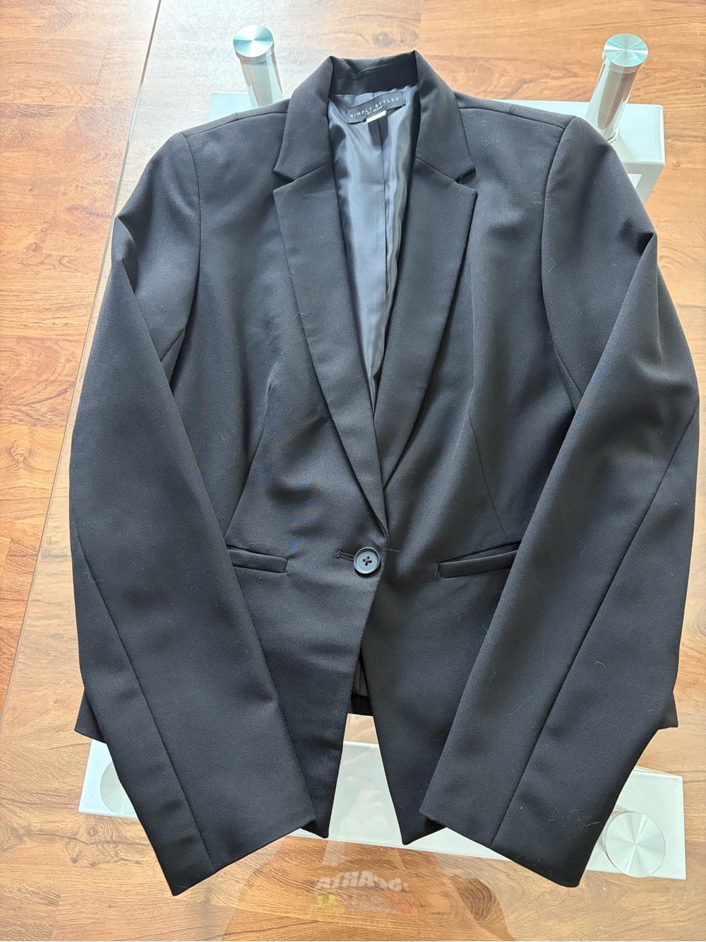 Classic Black Women’s Single-Button Blazer